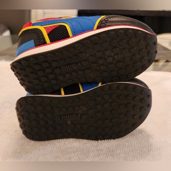 Puma Smiley World Trainers - Picture 5 of 7